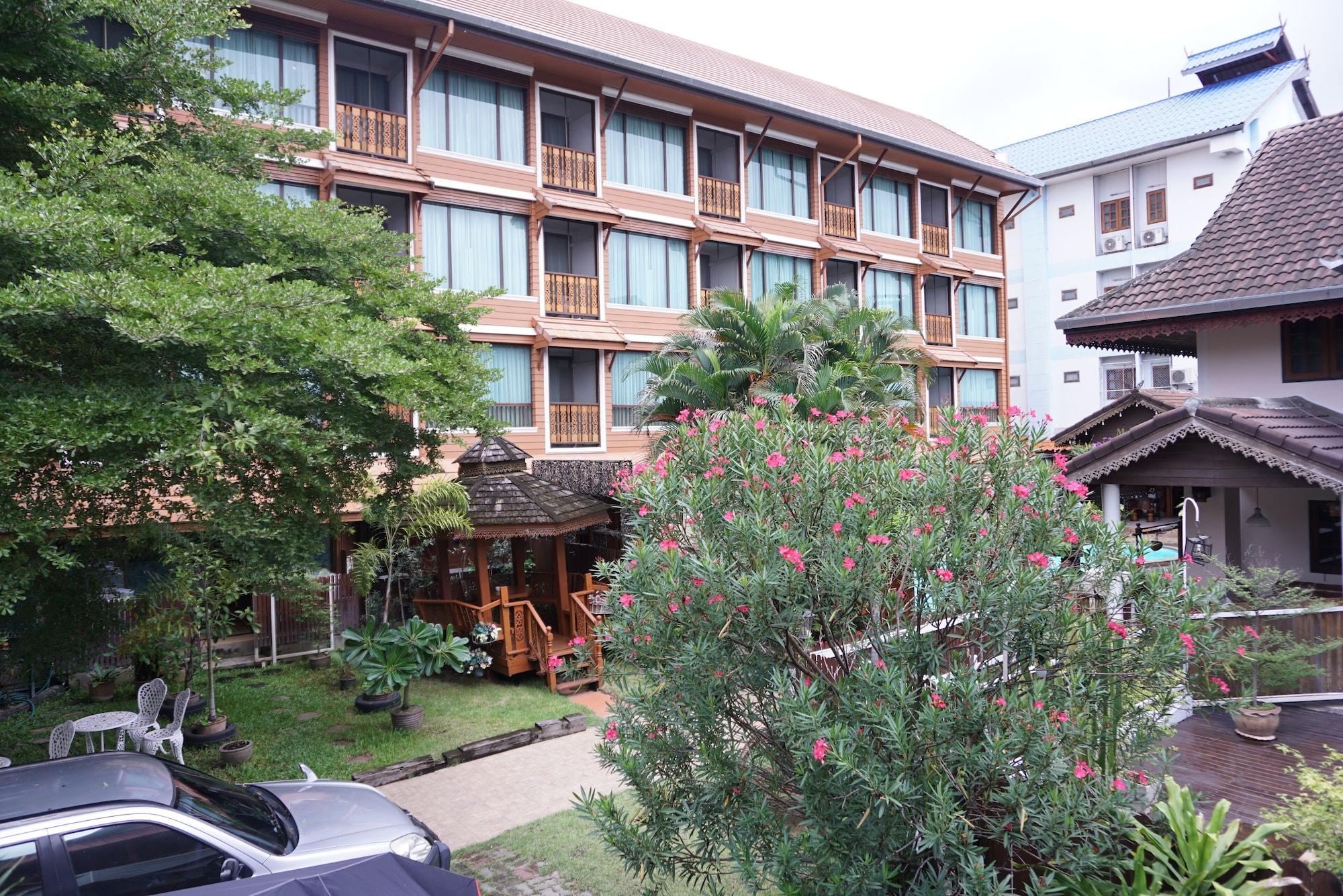 Md Boutique Hotel Chiang Mai Exteriör bild