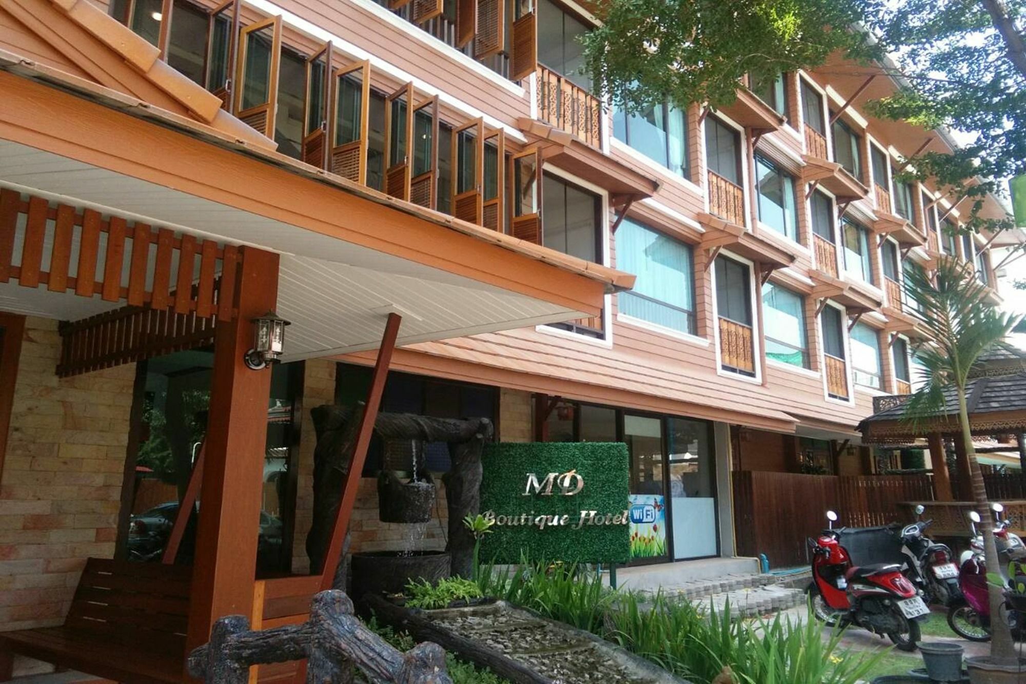 Md Boutique Hotel Chiang Mai Exteriör bild